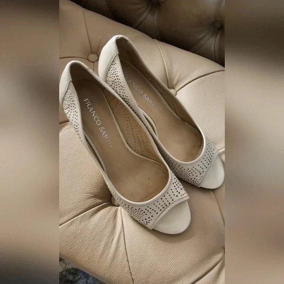 Franco Sarto Wedges Open Toe  Sandals Platform Leather Off White Size 8 - Picture 2 of 6